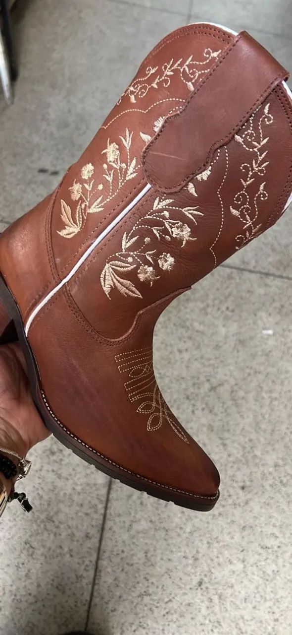 Botinas e Botas Feminina  - Foto 5