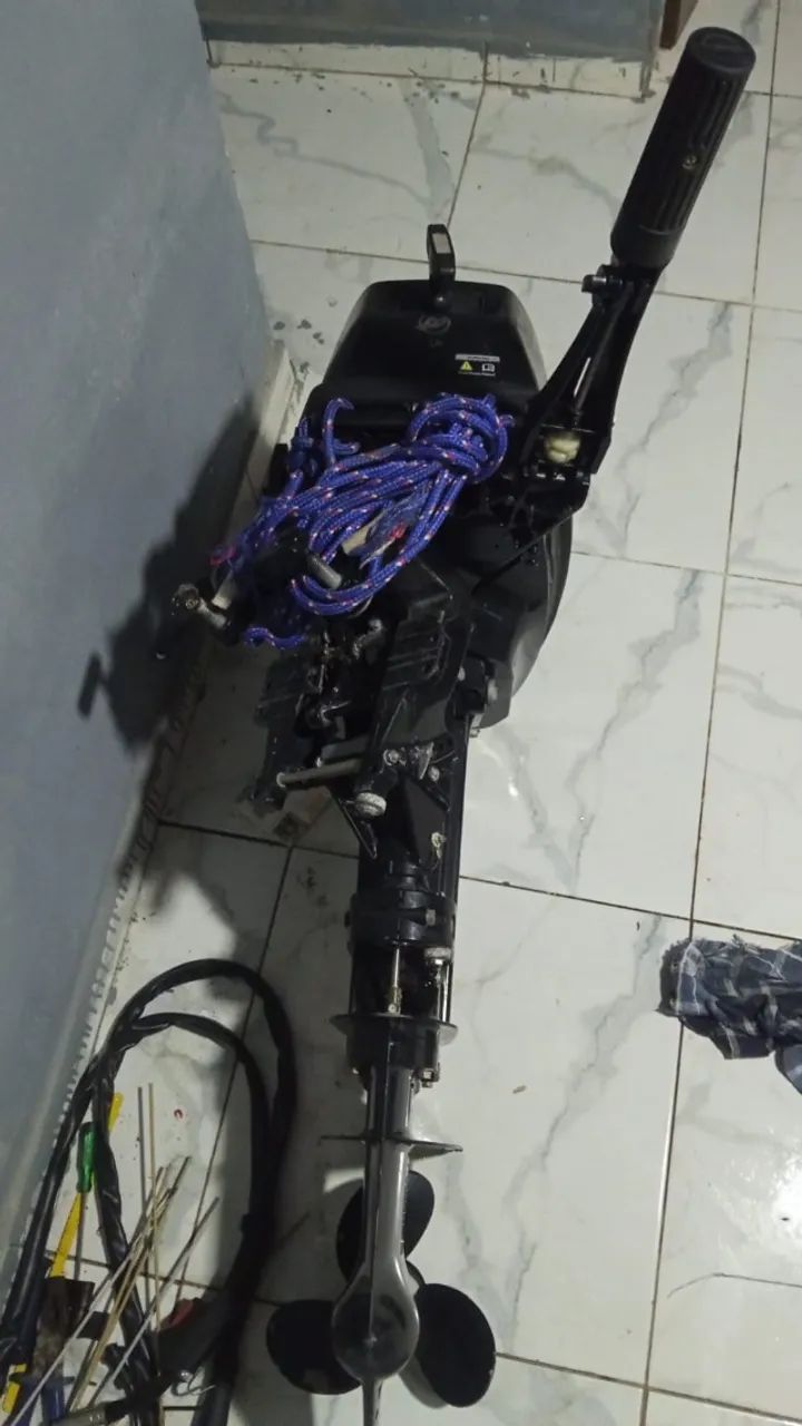 Motor de popa  - Foto 4
