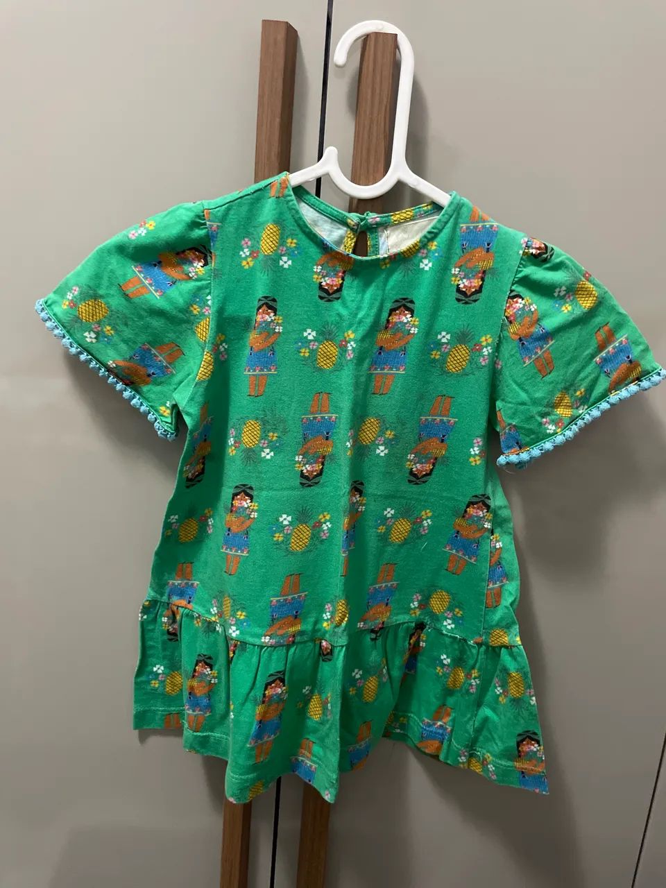 Vestido infantil fábula 