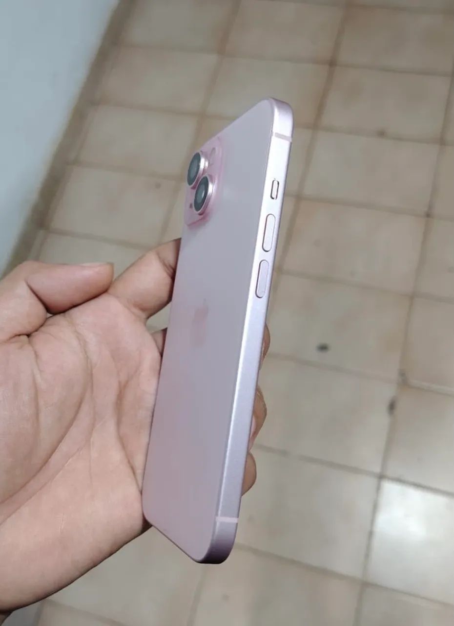 iPhone 15