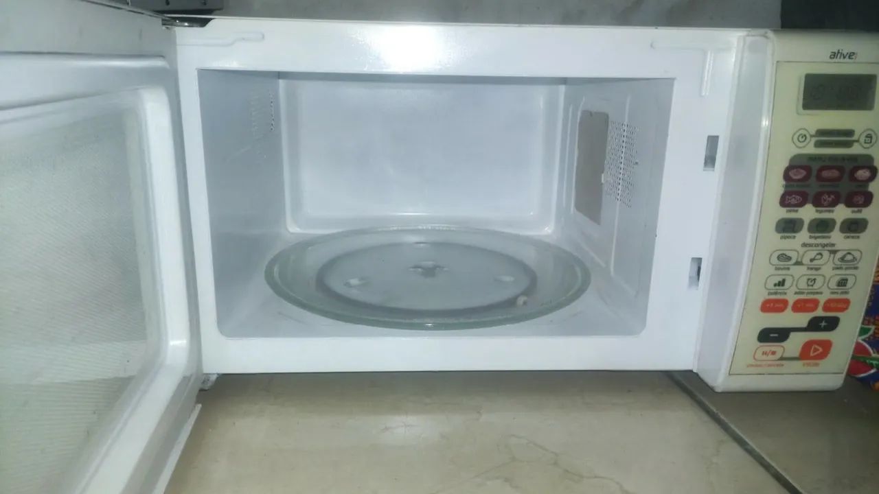 Vende-se microondas Brastemp 