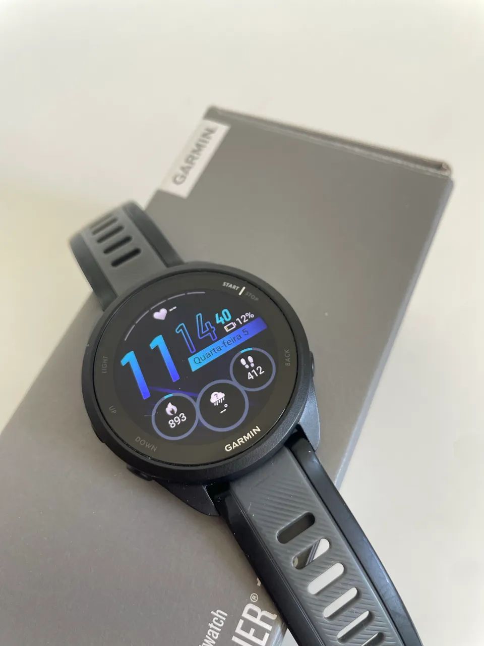 Garmin Forerunner 165 - relógio smartwatch