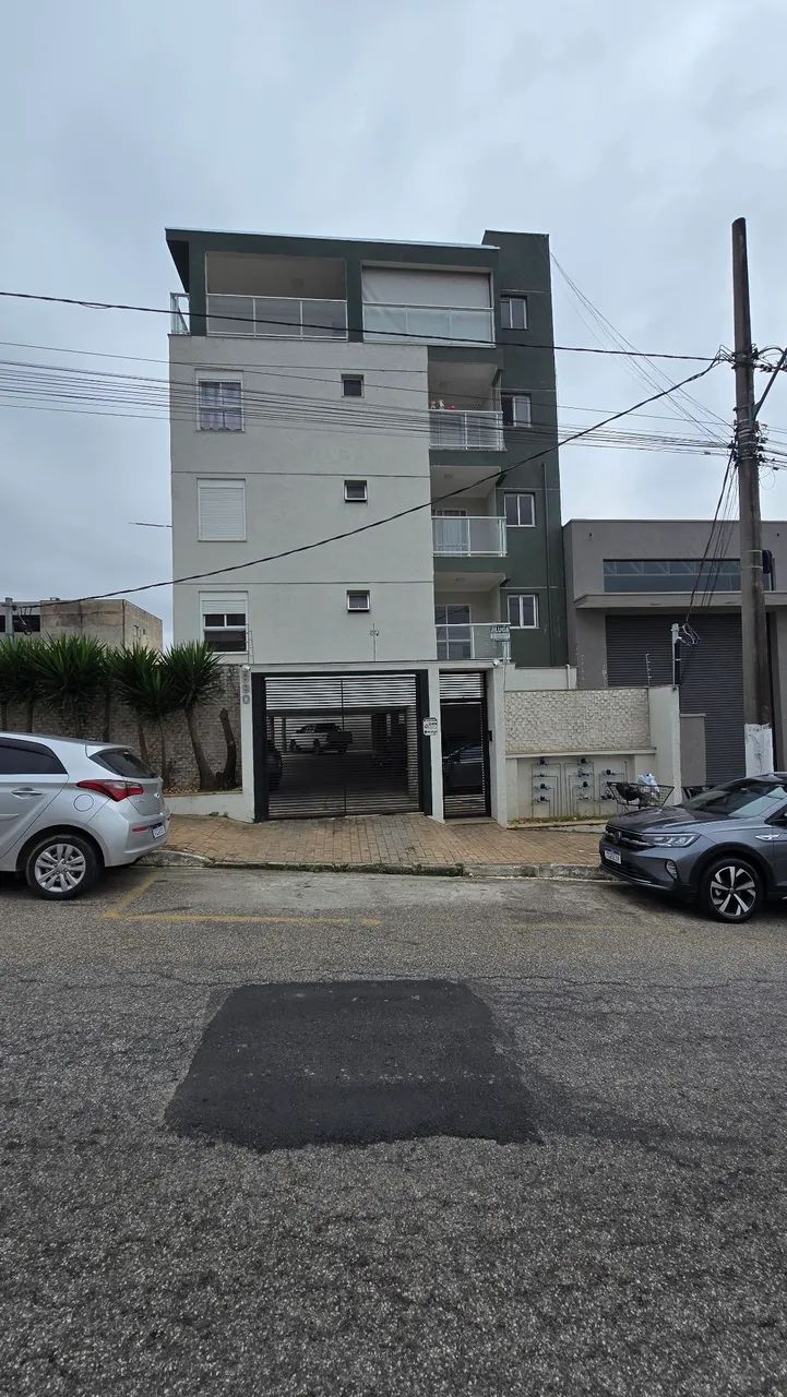 Alugo Excelente Apartamento 