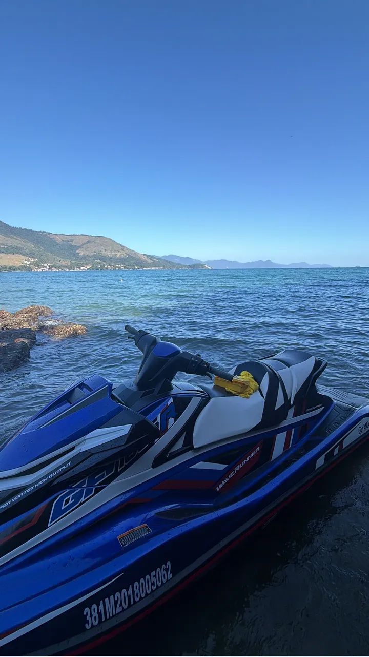 Yamaha GP1800R