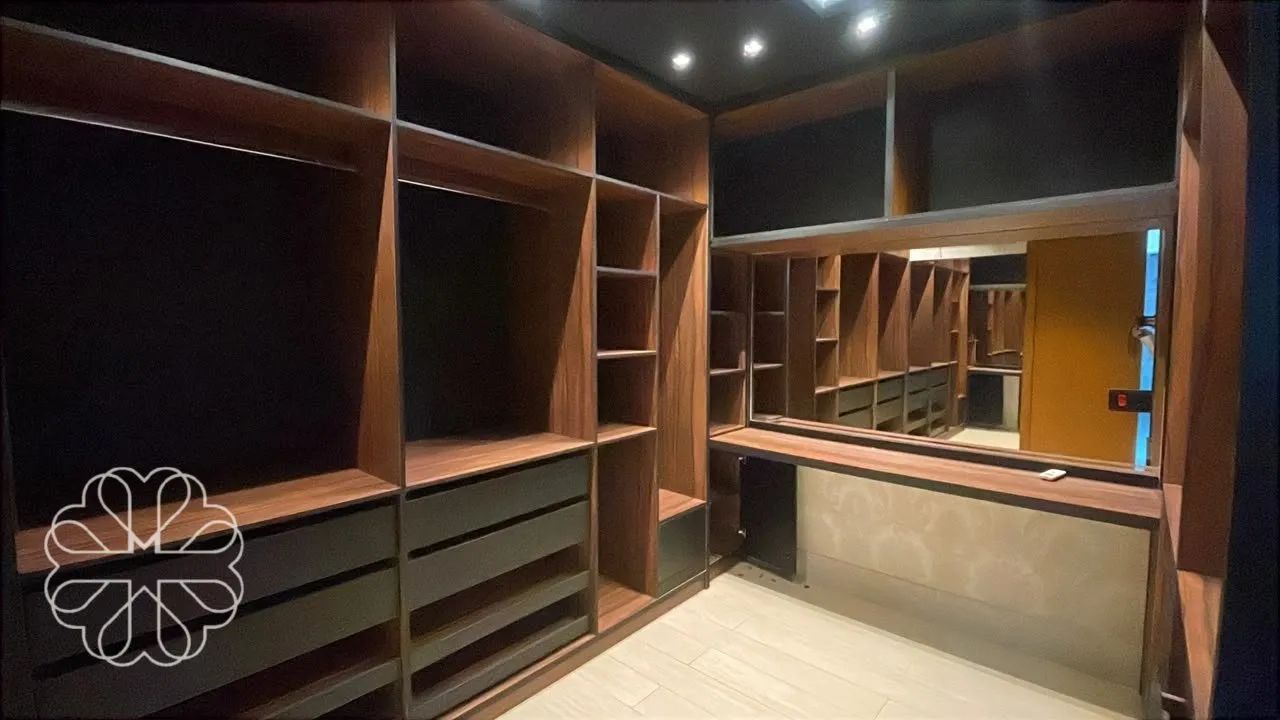 CASA DE ALTO PADRÃO COM 4 QUARTOS, SUÍTE MASTER E LAZER COMPLETO - Foto 2