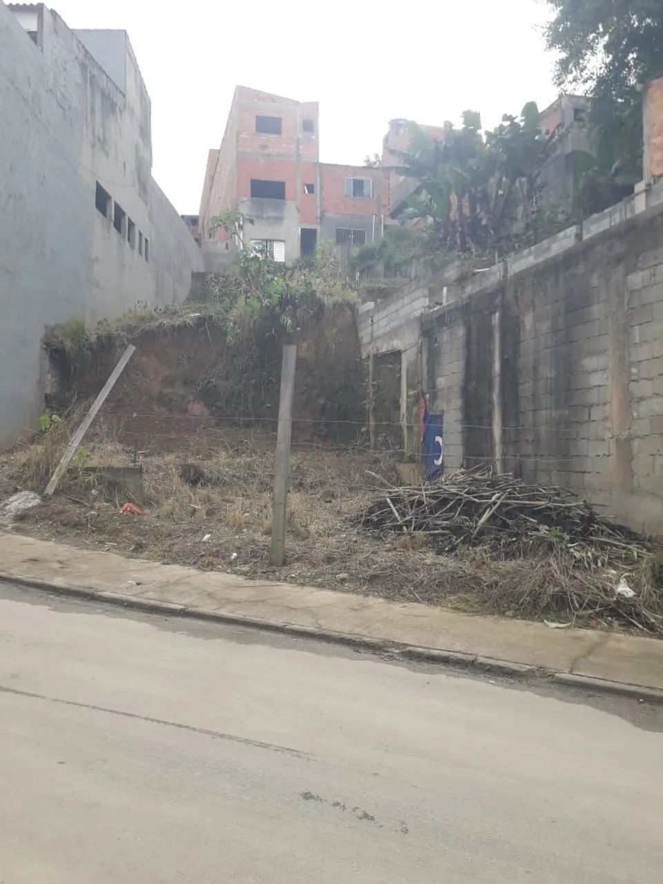 Terreno plano no Alvarenga