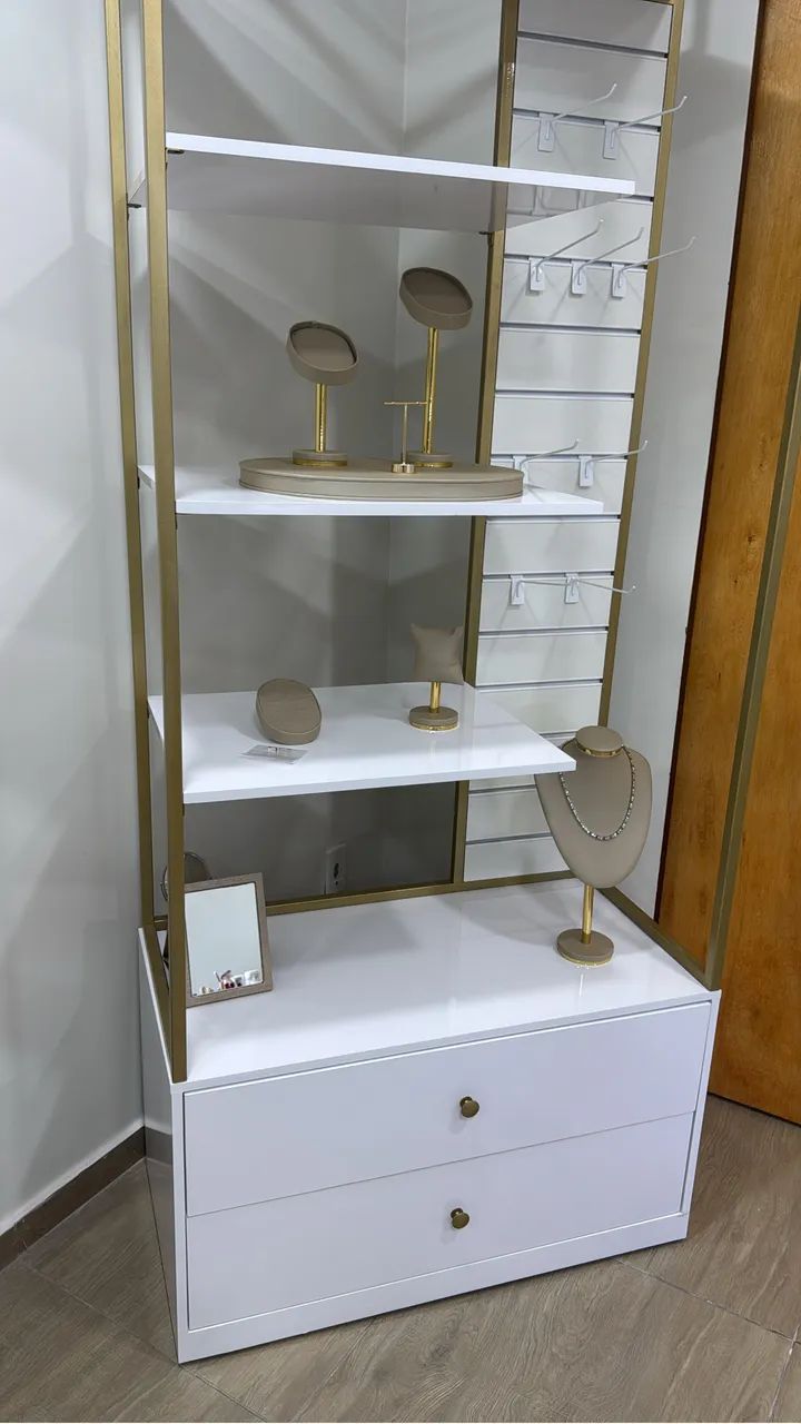 Vitrine expositora para joias giratório com LED