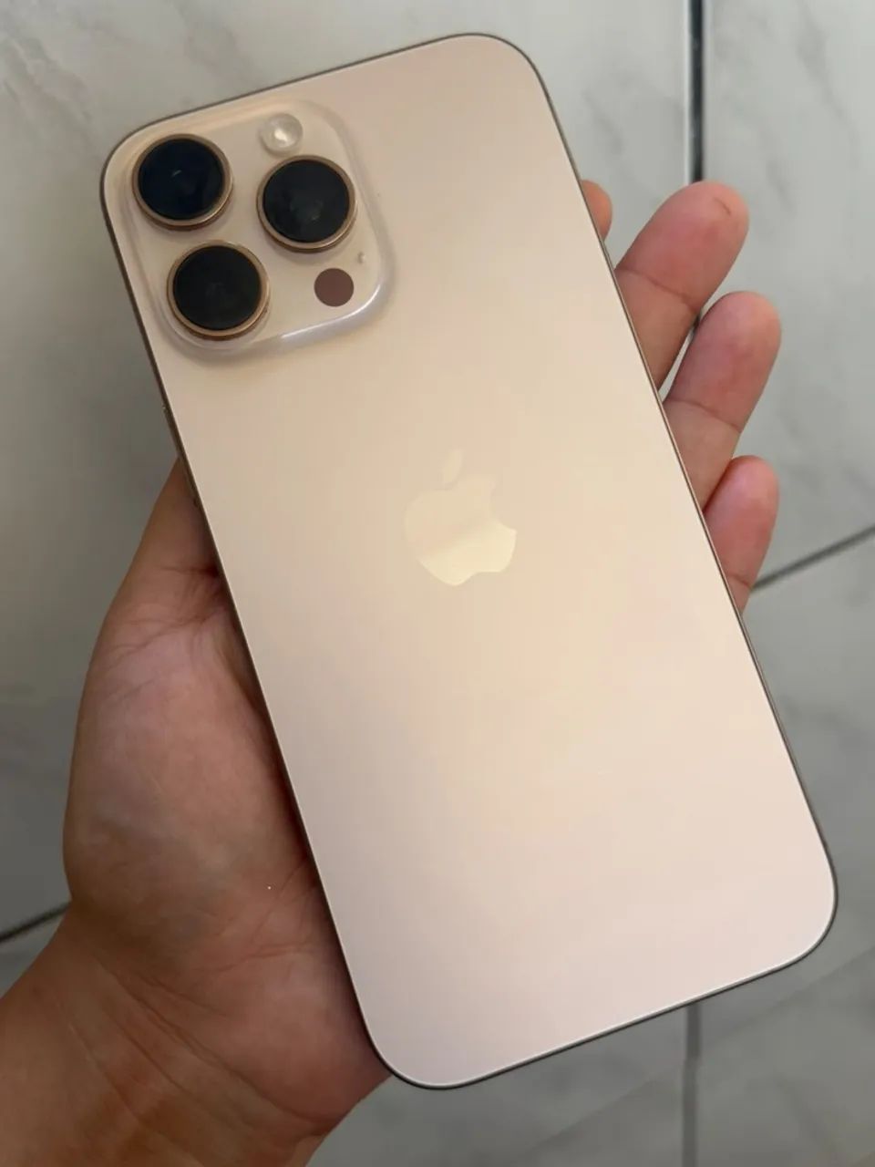 Iphone 16 pro max - Foto 3
