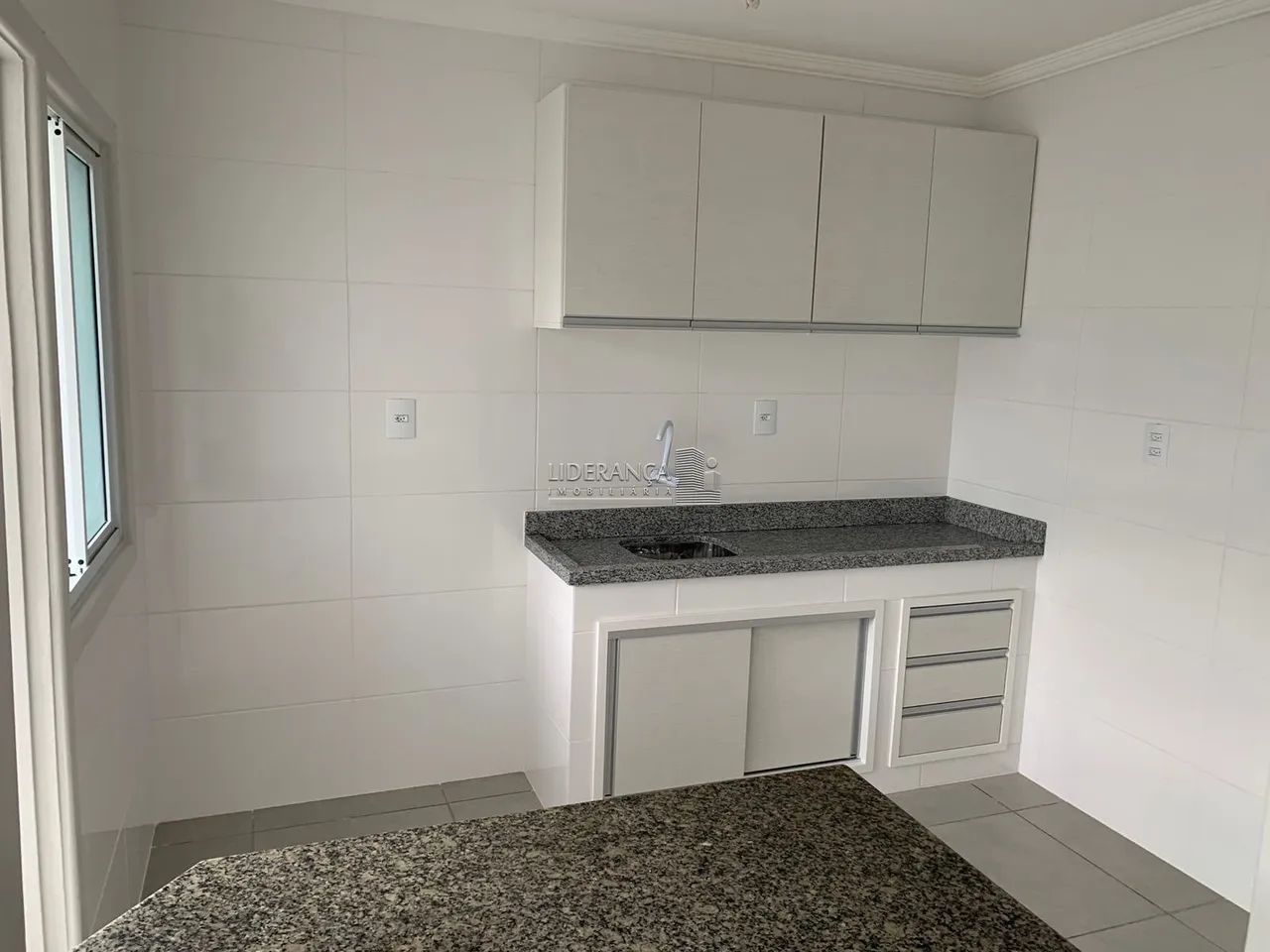 Apartamento, Trindade, 03 Dormitórios, 01 Vaga - Foto 2