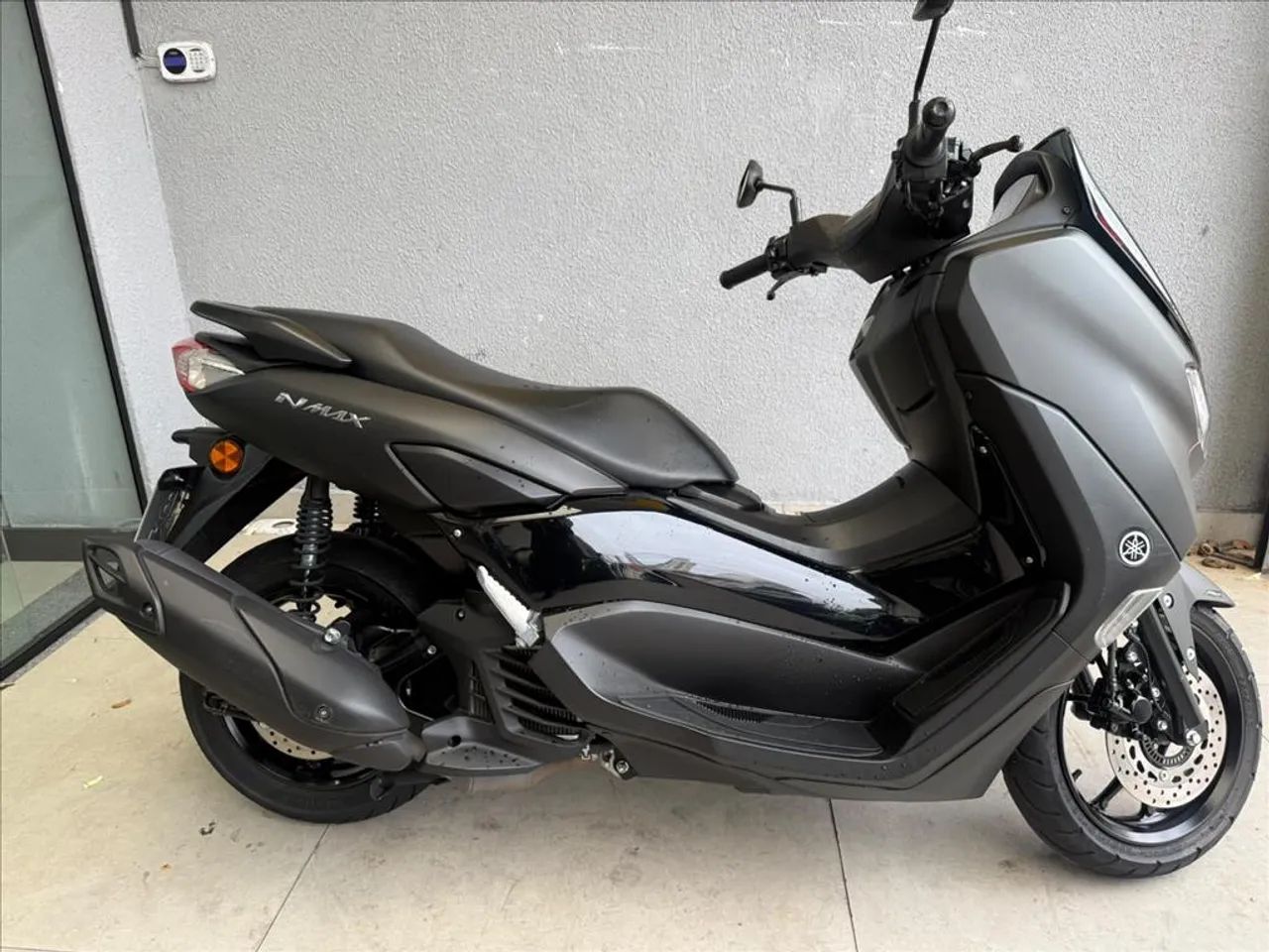 YAMAHA NMAX 160 ABS