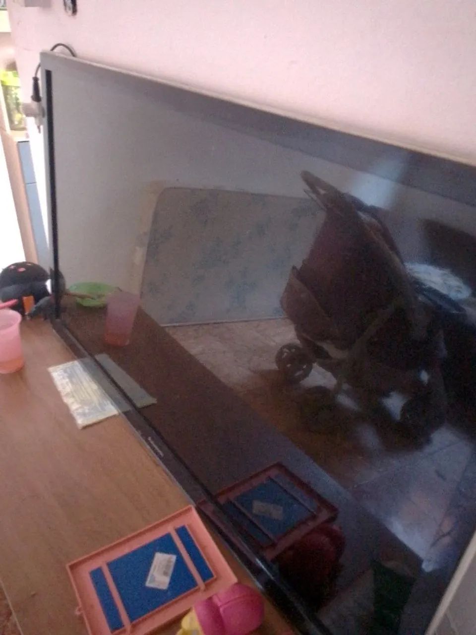 Vendo TV Panasonic 42 polegadas, não é smart más funciona certinho 