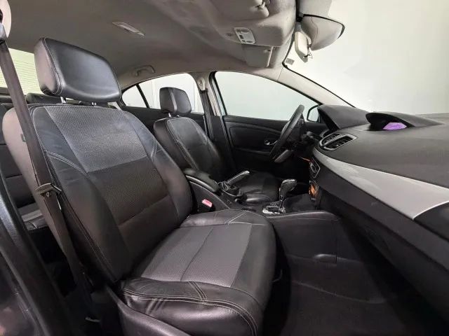 Renault Fluence Sed. Dynamique 2.0 16V Flex Aut. 2014 - Foto 5