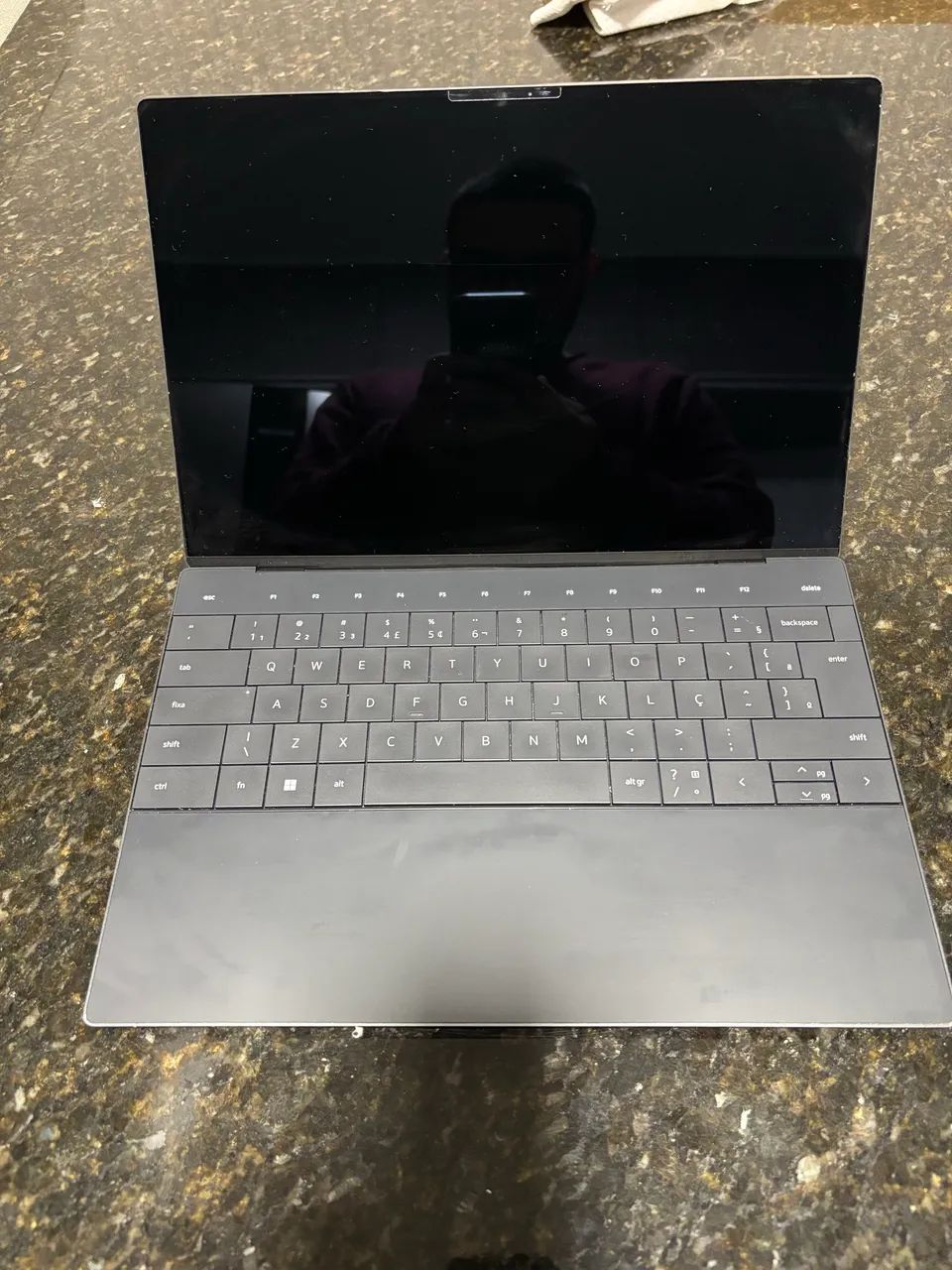 Dell XPS 9320 32gb RAM 1 Tera (Problema cabo flat)