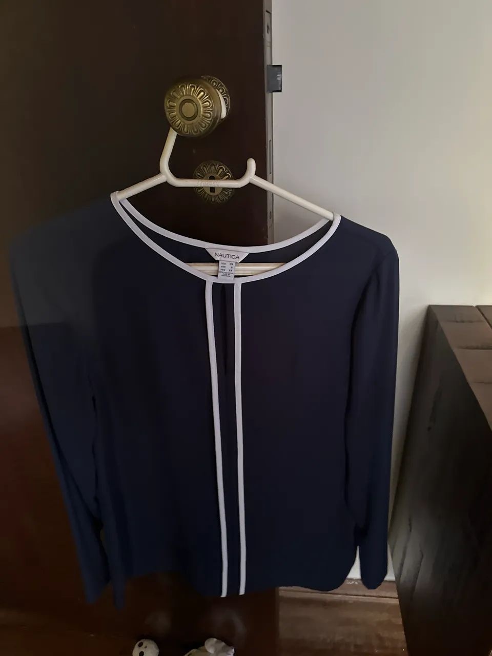 Kit com Duas blusas azul e branca da Náutica PP - Foto 3