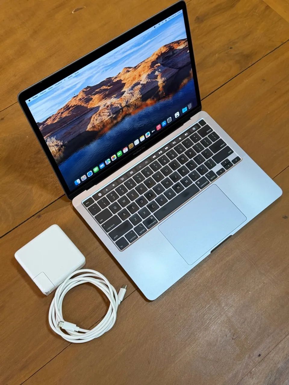 MacBook Pro 2020 I7 16/512 - Notebooks - Bady Bassitt 1541008855 | OLX