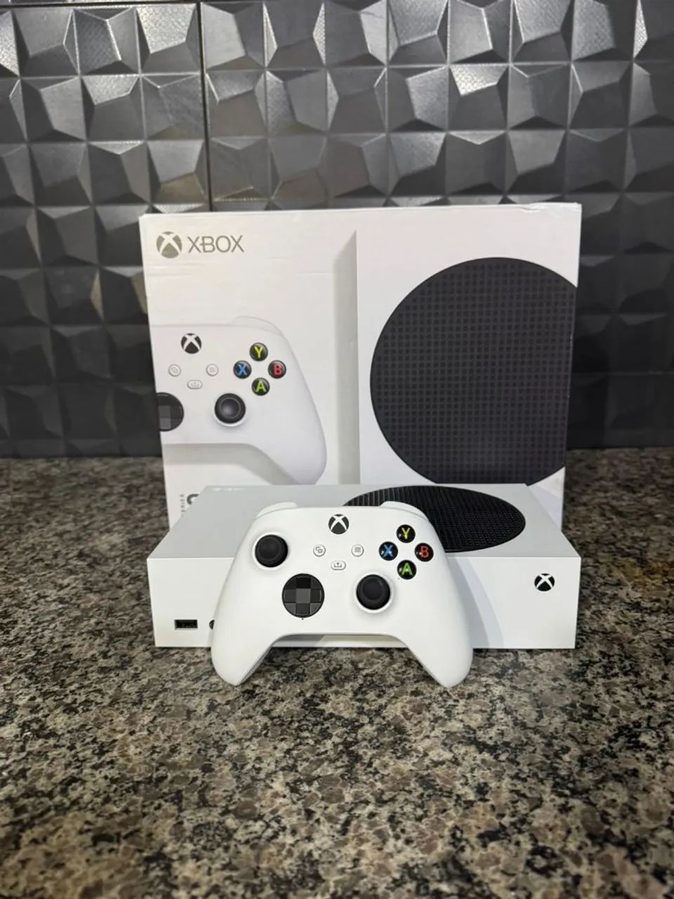 Xbox Séries S Semi Novo.