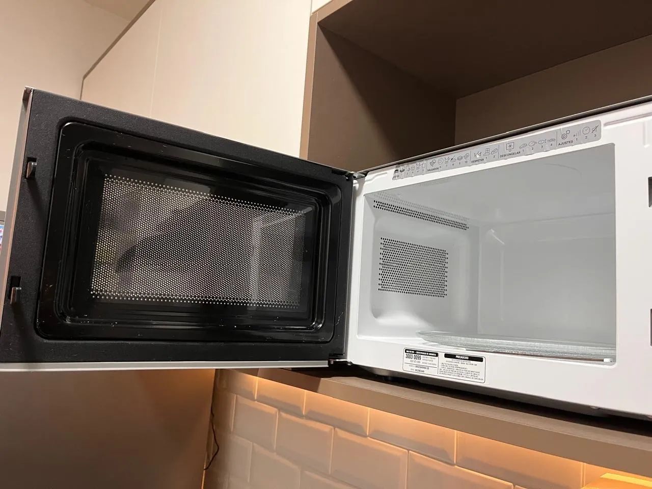 Microondas Brastemp - Foto 3