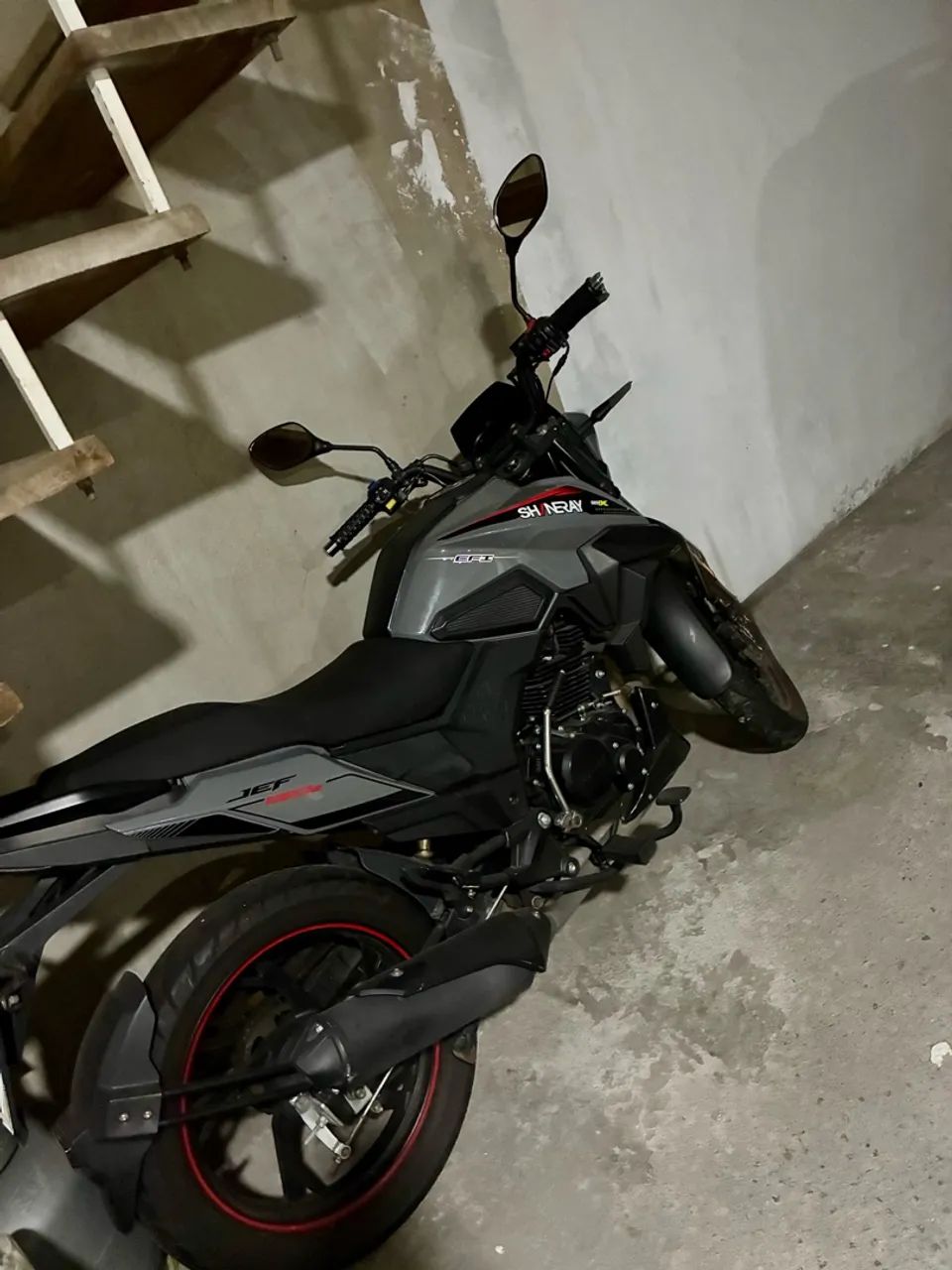 Jef 150 cinza 