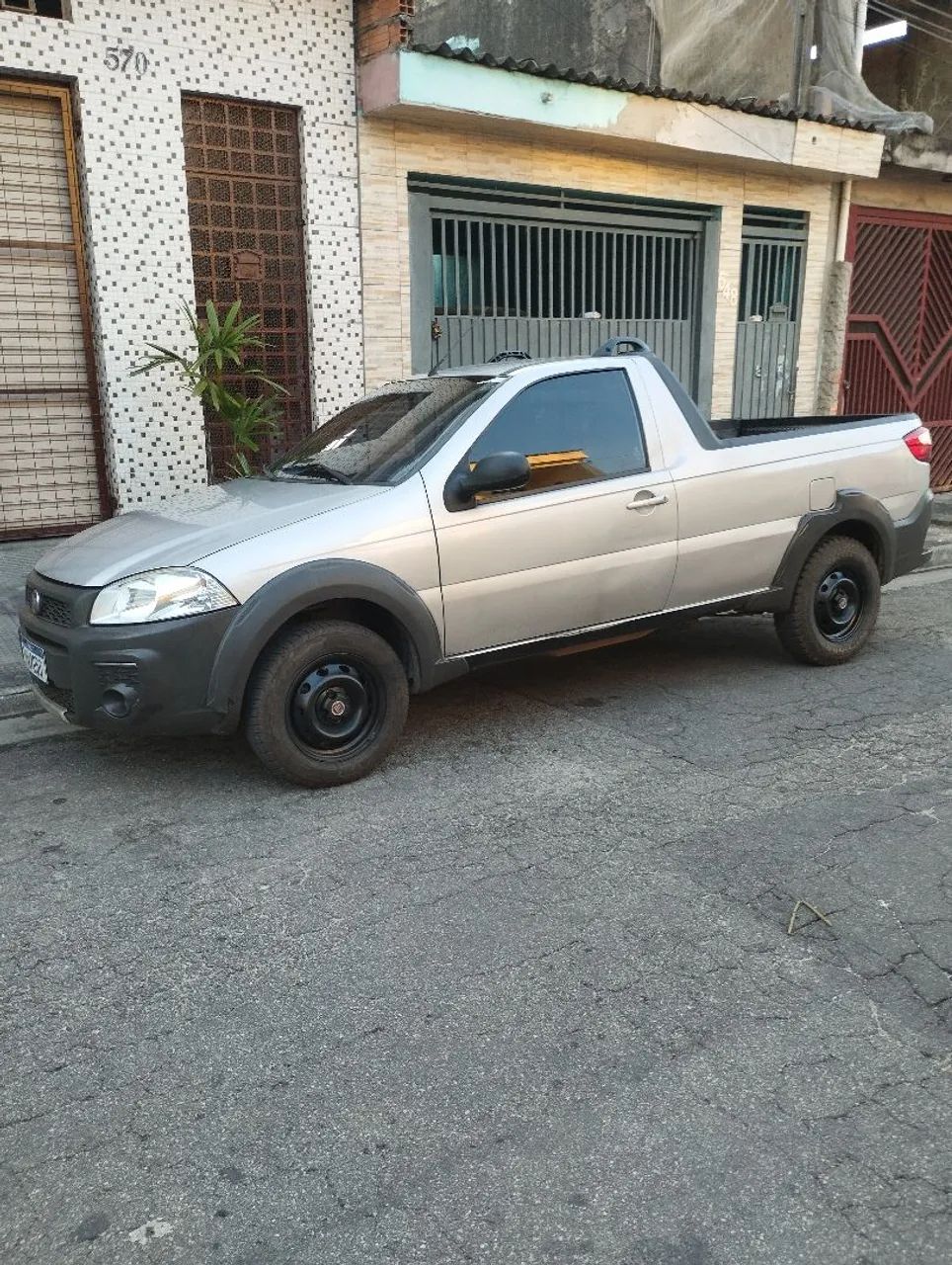 Fiat Strada Working Hard 1.4 Fire Flex 8V CS 2017 - Foto 2