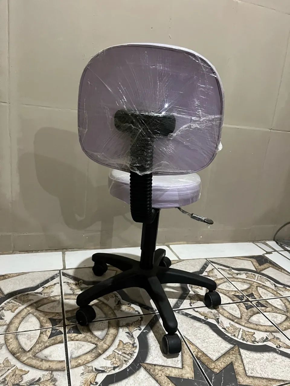 Cadeira de tatuador/servicos - Foto 3