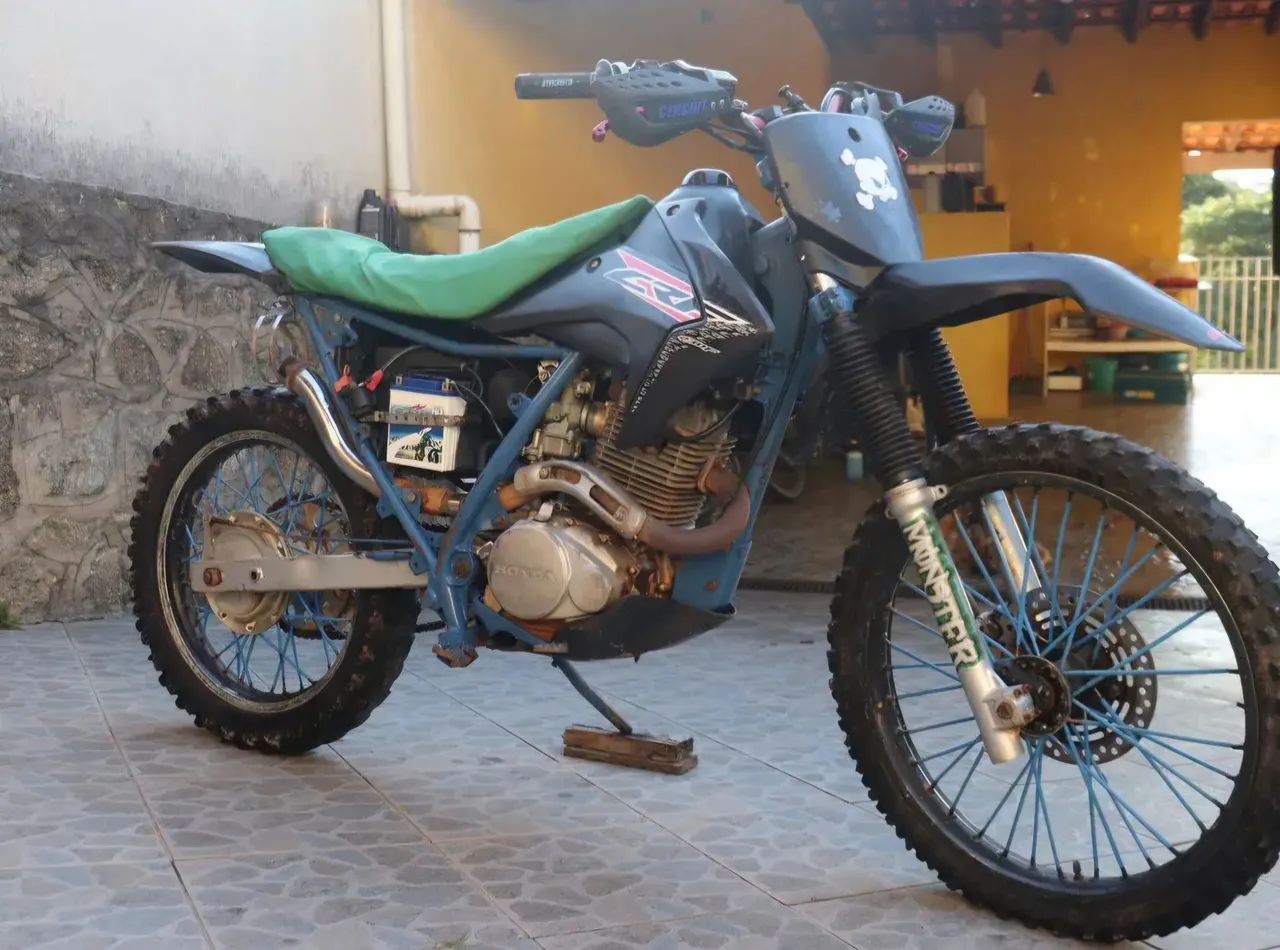 NX200 modificada para trilhas - Foto 2