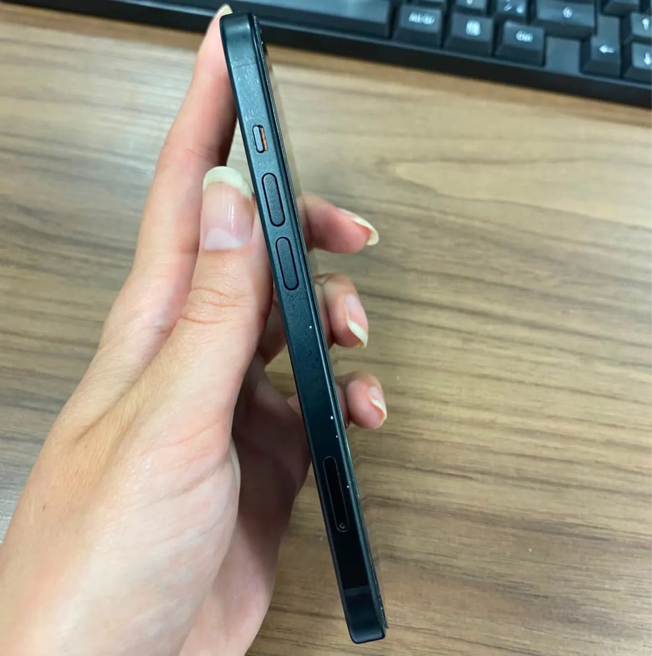 iPhone 15 128gb preto  - Foto 3
