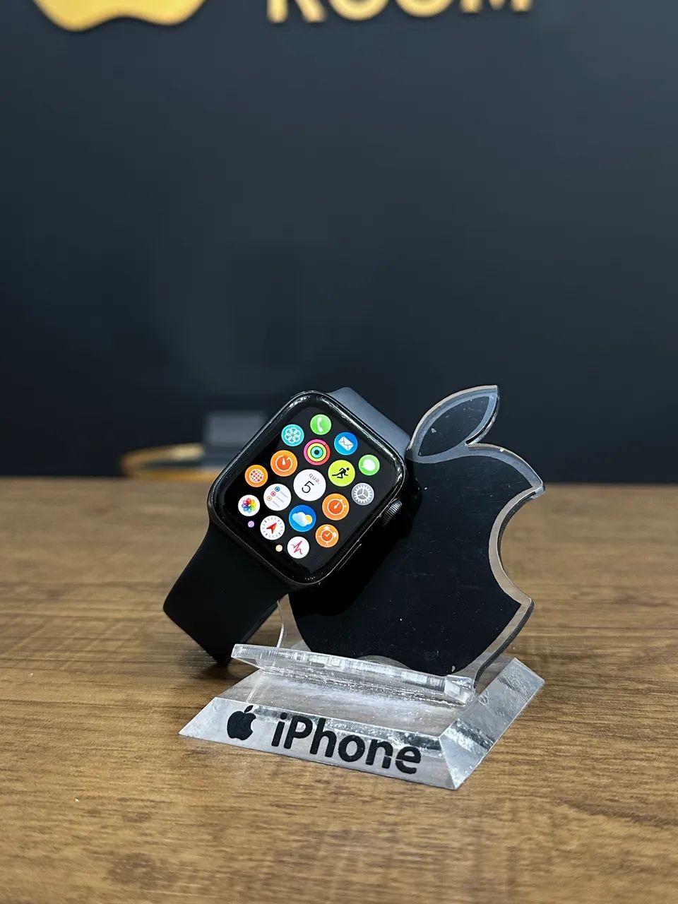 Apple Watch Series 5 44mm preto gps+cllr ótimo funcionamento  - Foto 2