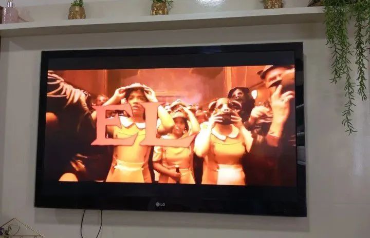 TV LG 47 lcd com Chromecast  - Foto 4
