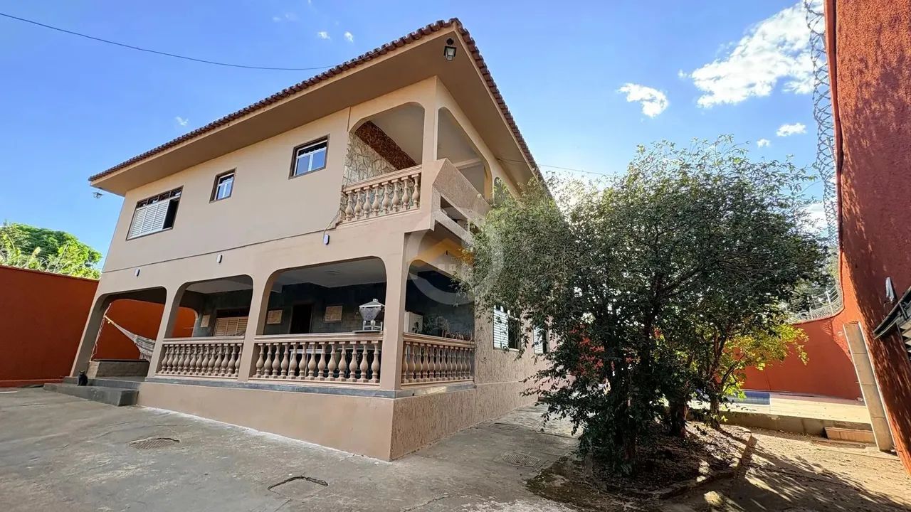 Sobrado 7 suites - St. Crimeia Oeste
