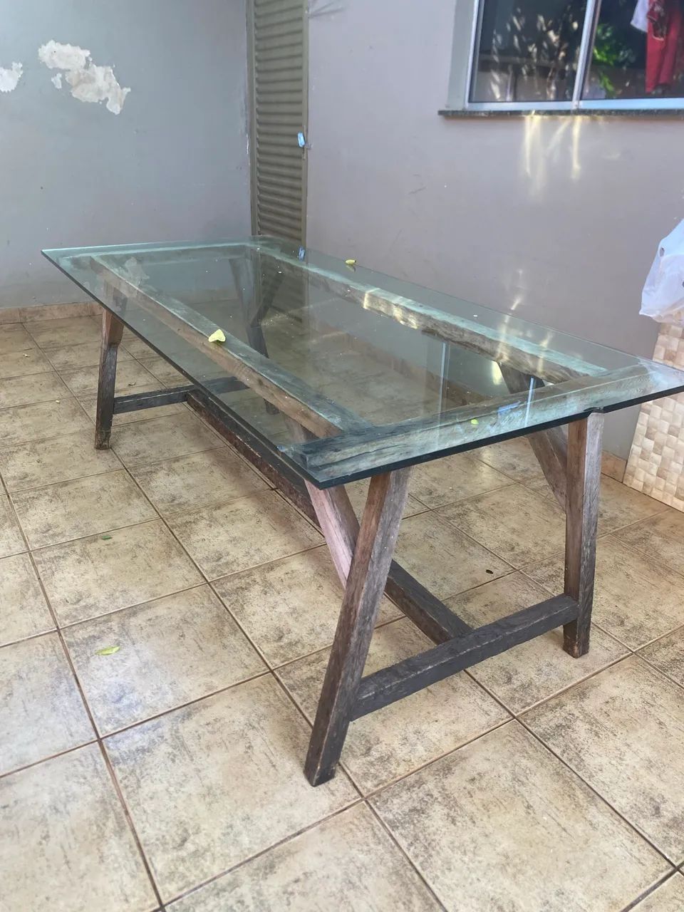 Mesa rústica de vidro - Foto 4