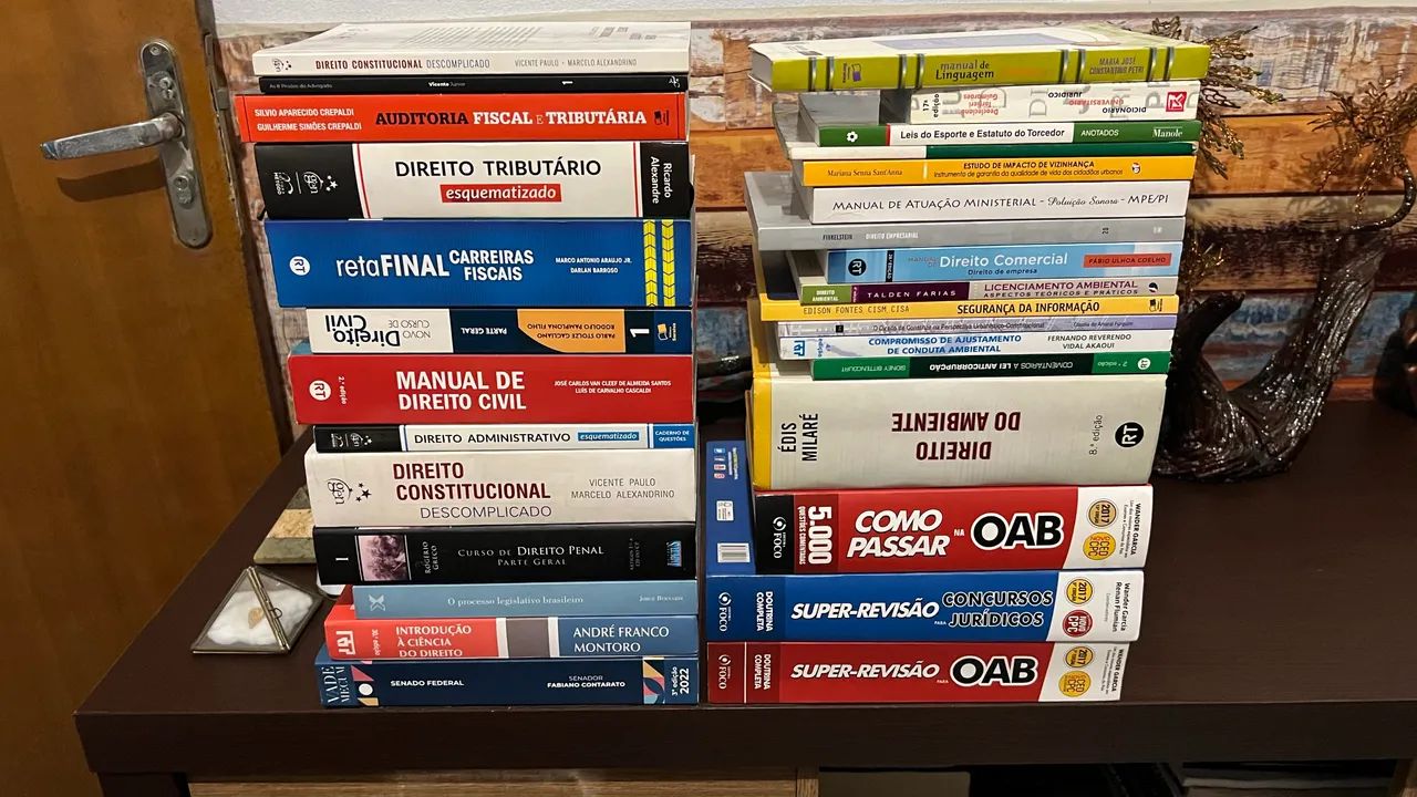 Livros Direito - Foto 2