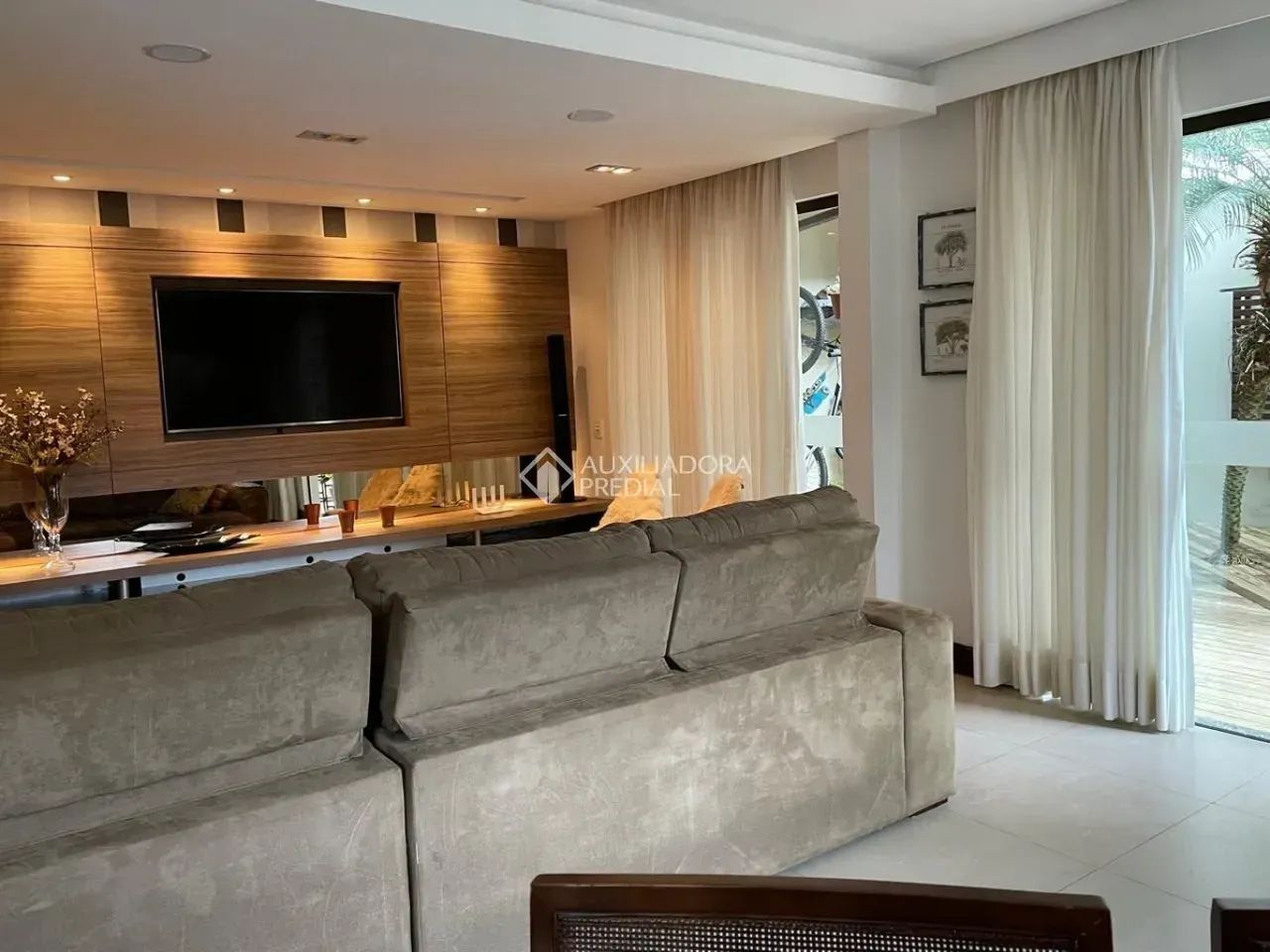 Imóvel para aluguel tem 350 metros quadrados com 3 quartos - Foto 3