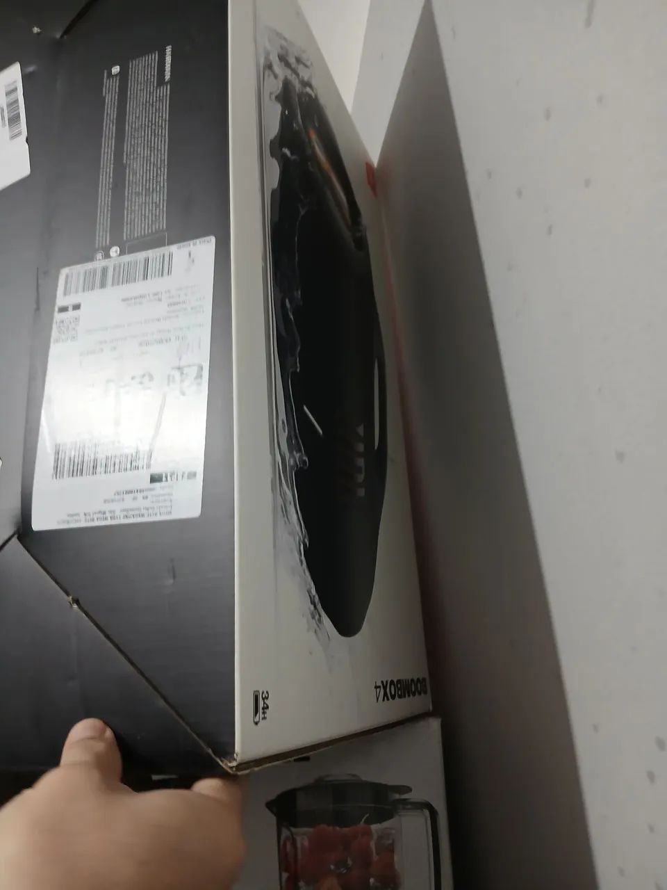 Vendo bombox 4 nova na caixa um mês só de comprado - Foto 4