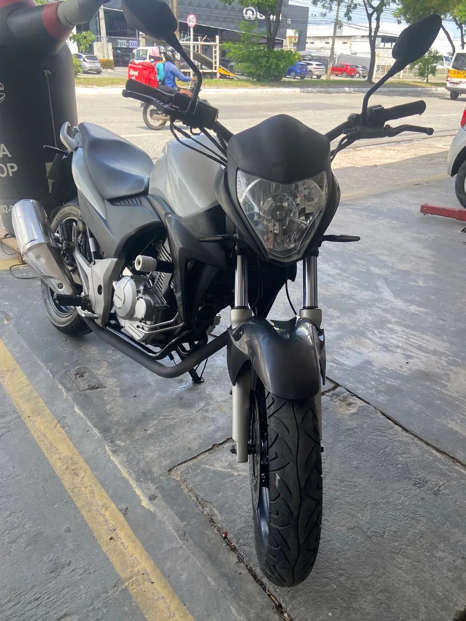 CB 300 2014 - Foto 2