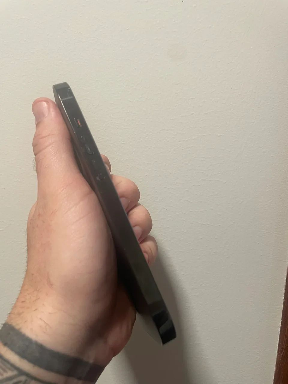 iPhone 14 Pro 256gb Black Titanium - Nunca aberto! Sem detalhes - Foto 2