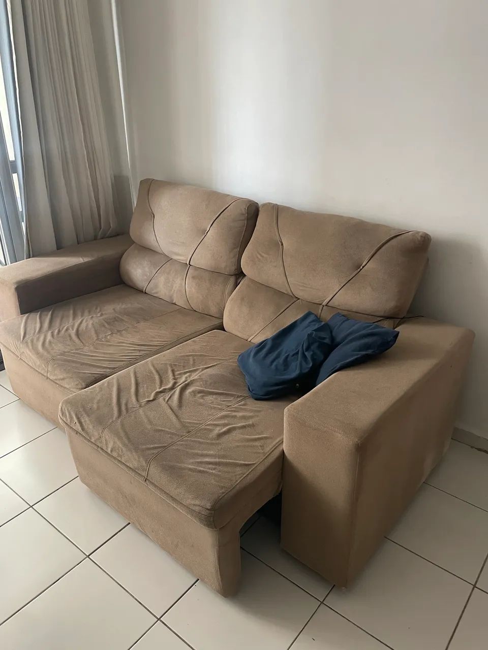 Vendo sofá retrátil e reclinável 