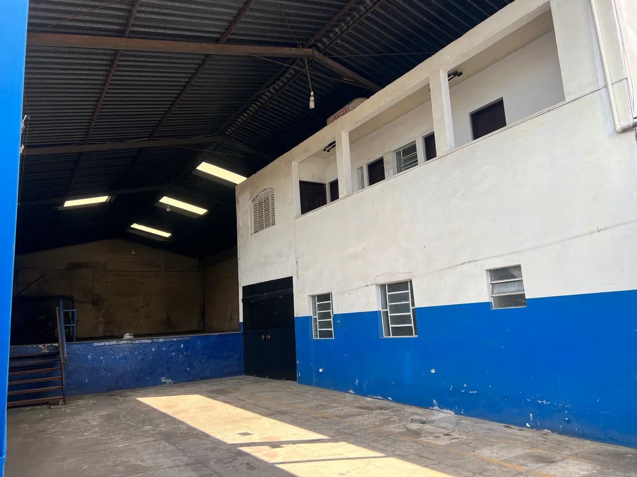 Aluga se Galpao / escritório -  Bairro Jardim Riacho  - Foto 4