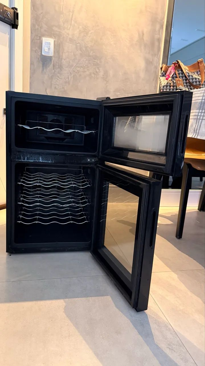 Adega PHILCO 24 garrafas 220V - Foto 2