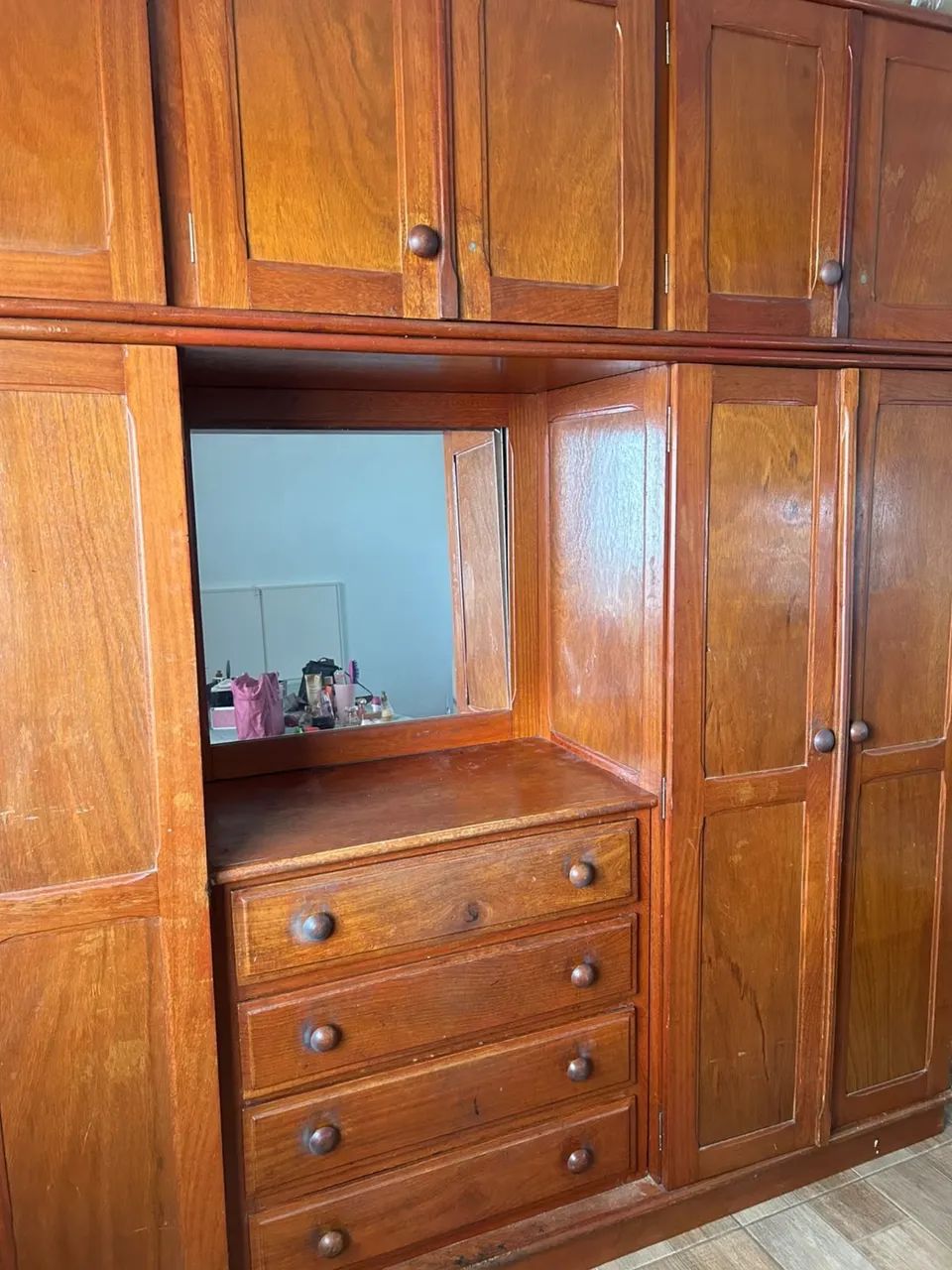 Guarda roupa de madeira  - Foto 2