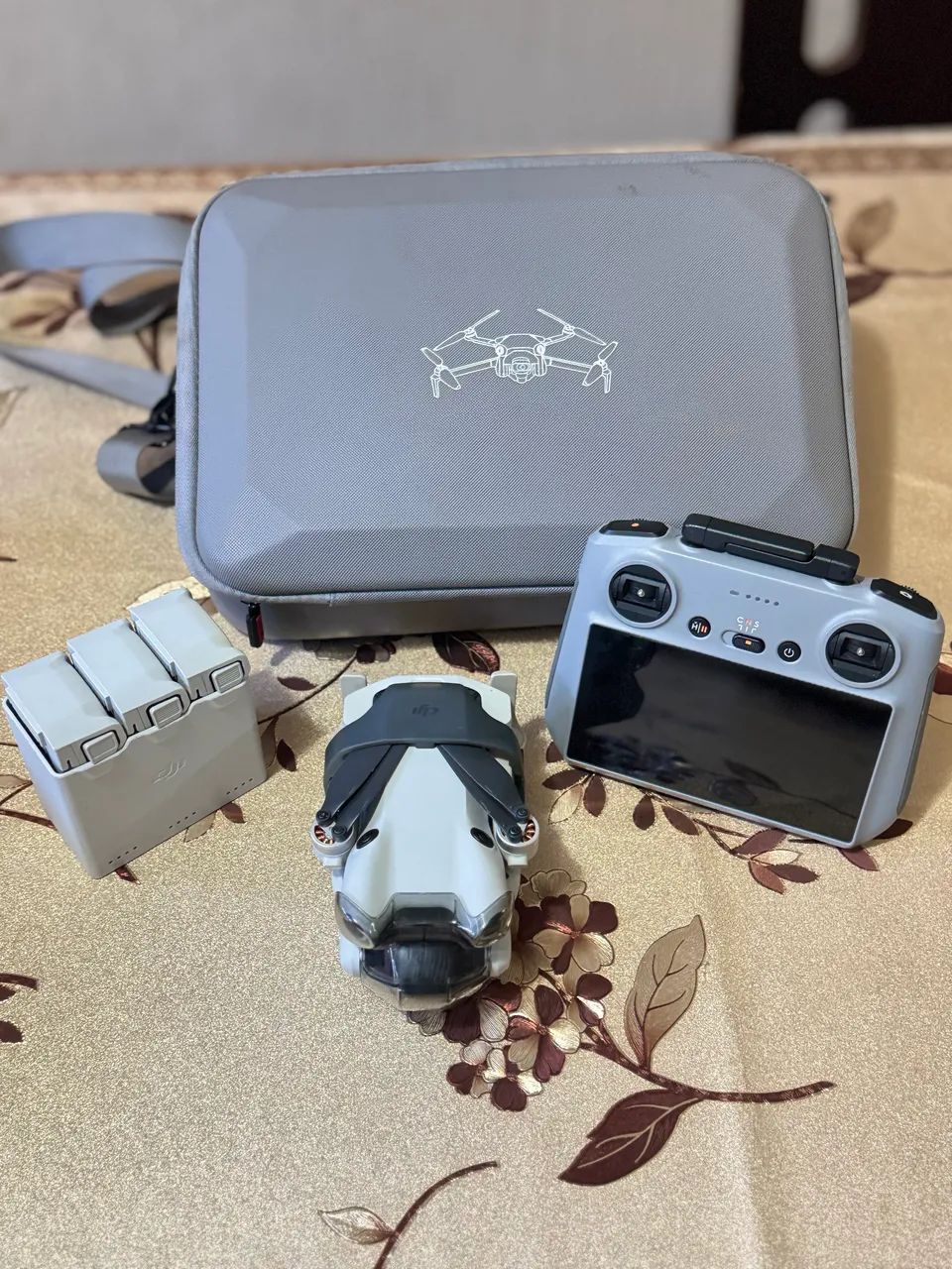 DRONE DJI MINI 4 PRO - Foto 2