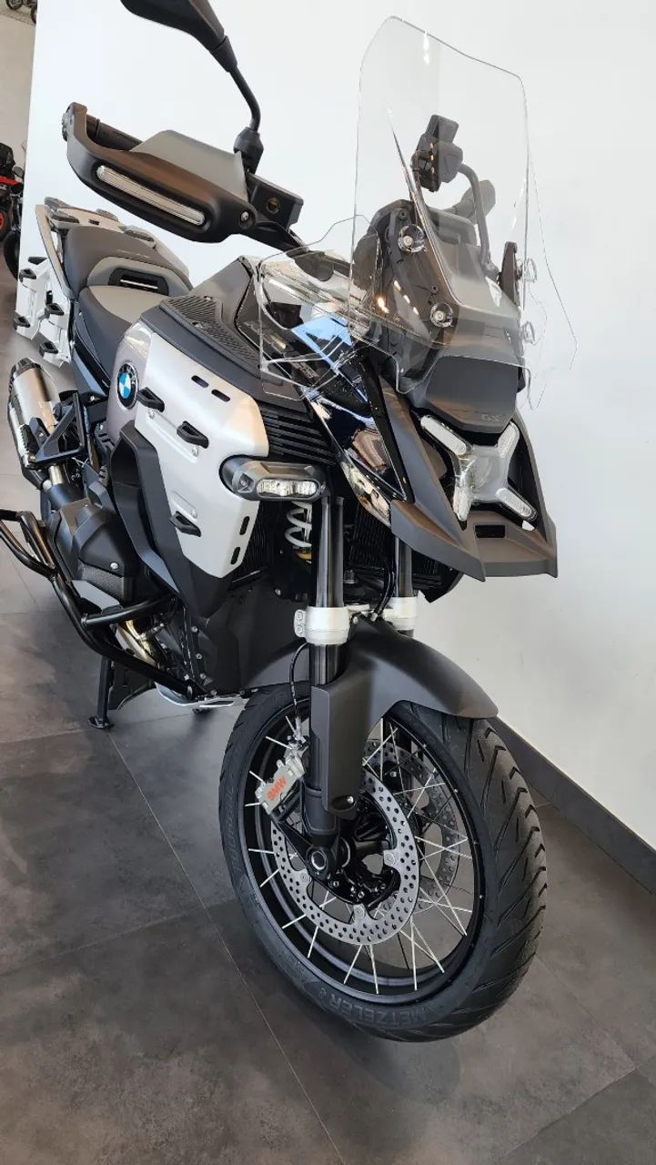 R1300 GSA TRIPLE BLACK - Foto 4