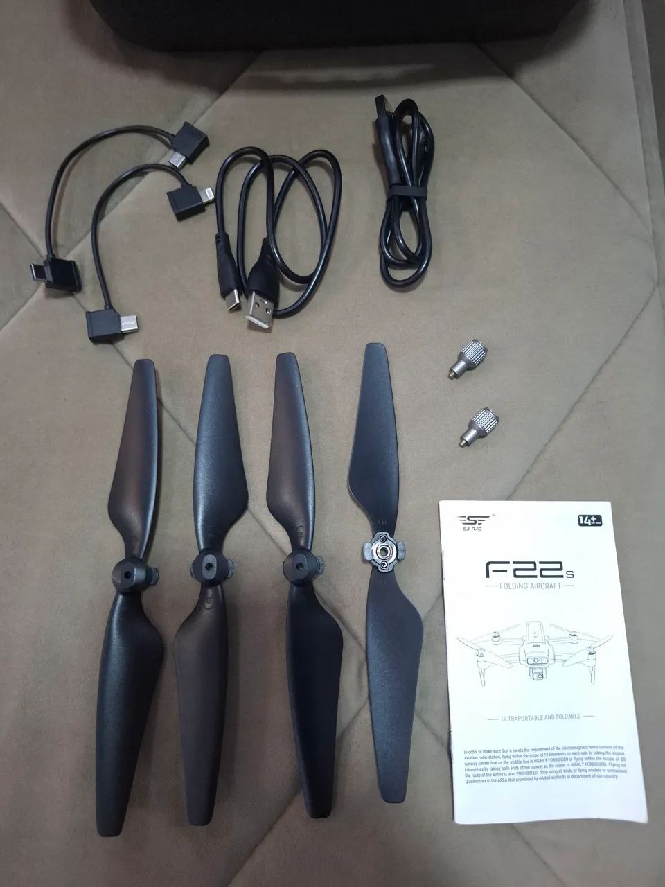 Drone f22 s pro câmera 4k sensor de obstáculos,bag e 2 baterias  - Foto 2