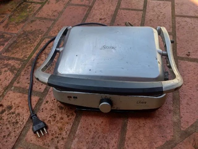 Grill elétrico Oster