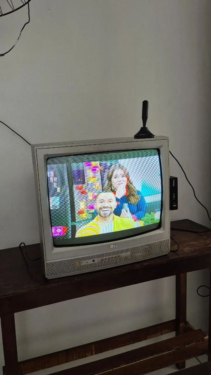 Televisão, Conversor e Antena - Foto 5