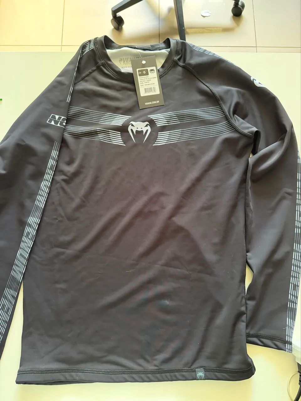Blusa VENUM original 