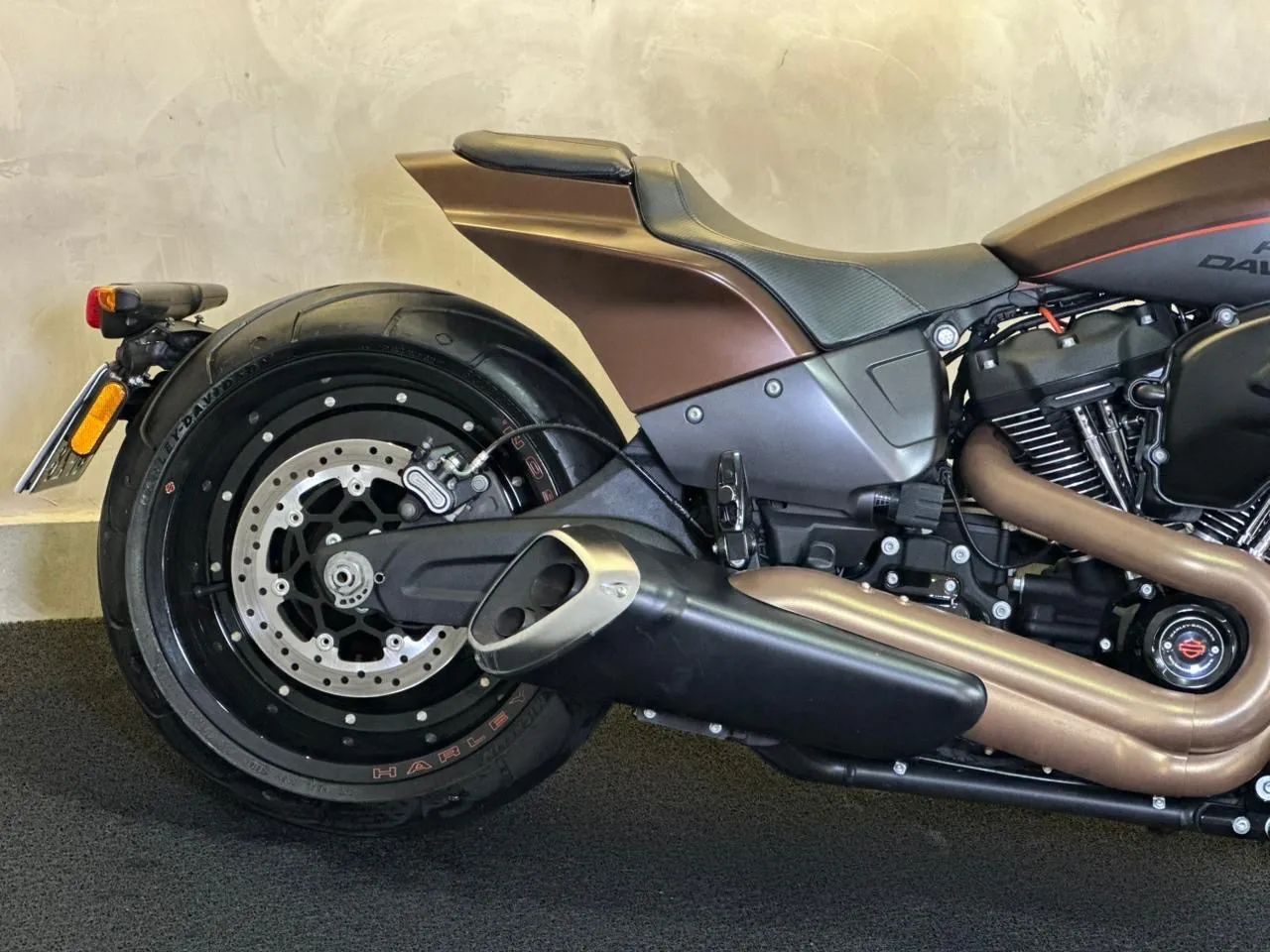 Harley-Davidson FXDR 2019 - Foto 2