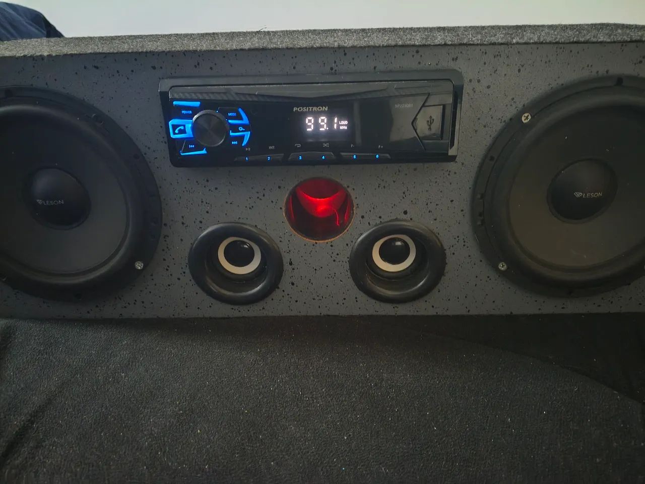 Caixa de som residencial bluetooth - Foto 2