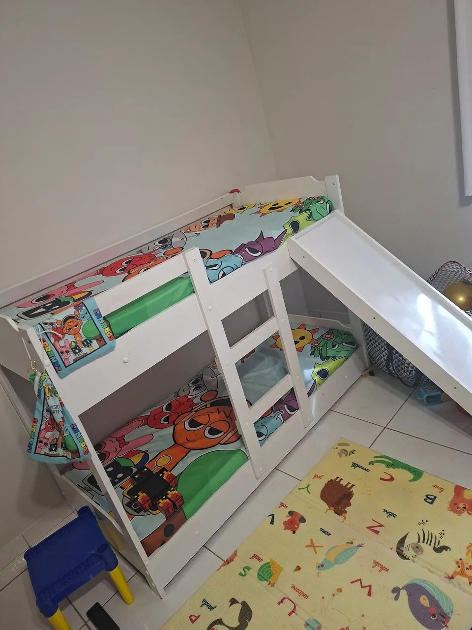 Beliche infantil com escorregador
