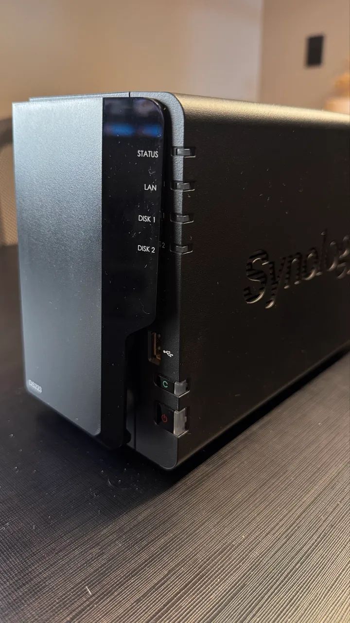 Synology DS223 NAS 2 Baias + Seagate IronWolf 4TB - Armazenamento