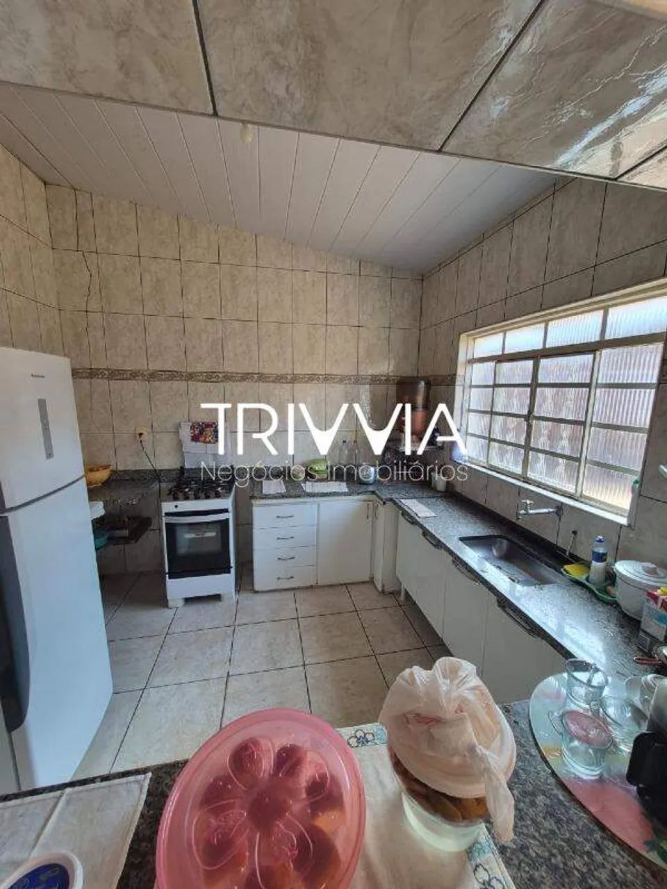 Casa no Alto Umuarama  2 quartos, edícula e 4 vagas - Foto 3